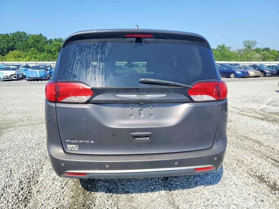 Photo 6 from auction – 2017 CHRYSLER PACIFICA with VIN 2C4RC1BG3HR506681