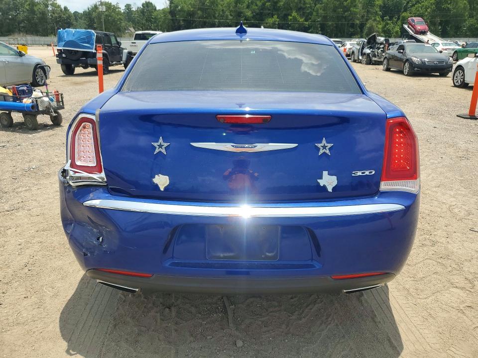 Foto 6 de la subasta – 2019 CHRYSLER 300 con VIN 2C3CCAEG0KH698192