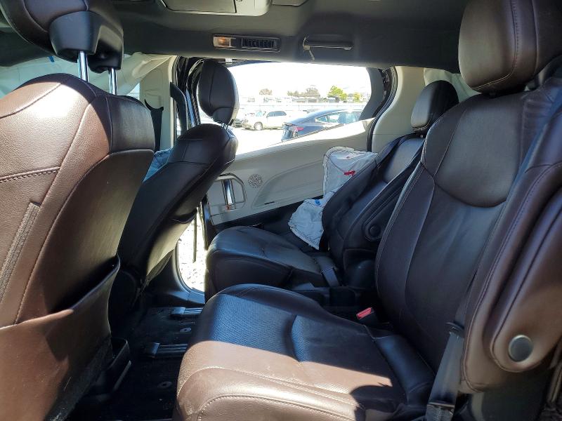 Photo 11 from auction – 2022 TOYOTA SIENNA with VIN 5TDERKEC4NS109768