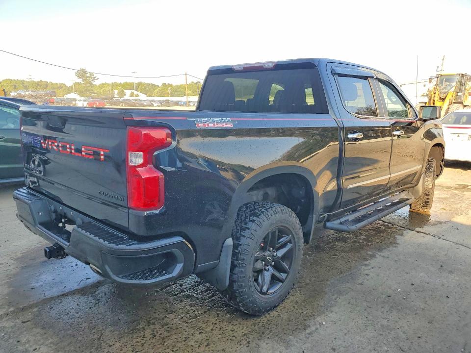 Photo 3 from auction – 2020 CHEVROLET SILVERADO with VIN 1GCPYCEF3LZ361387