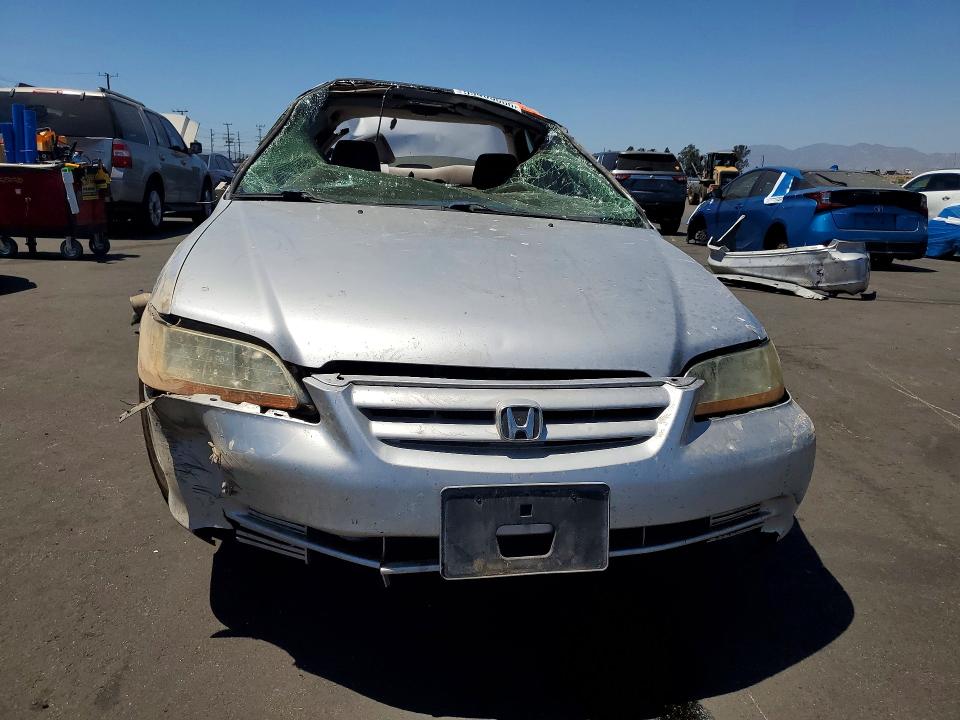 Photo 5 from auction – 2002 HONDA ACCORD with VIN JHMCG66862C020746