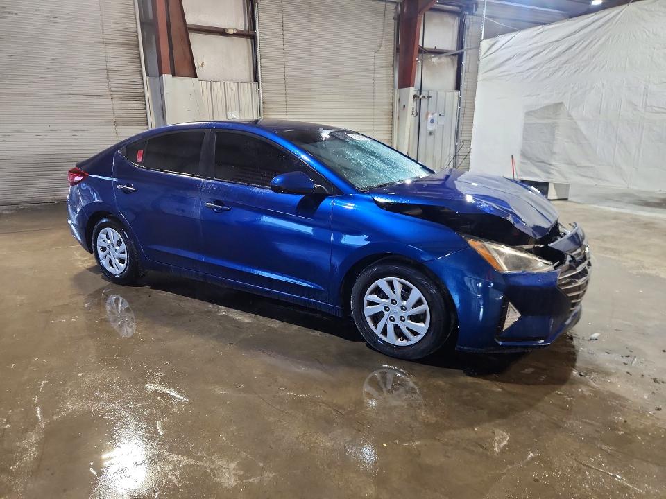 Photo 4 from auction – 2019 HYUNDAI ELANTRA with VIN 5NPD74LF9KH494112