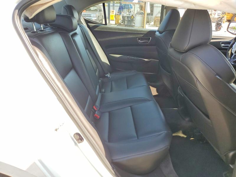 Photo 10 from auction – 2018 ACURA TLX with VIN 19UUB2F30JA012610