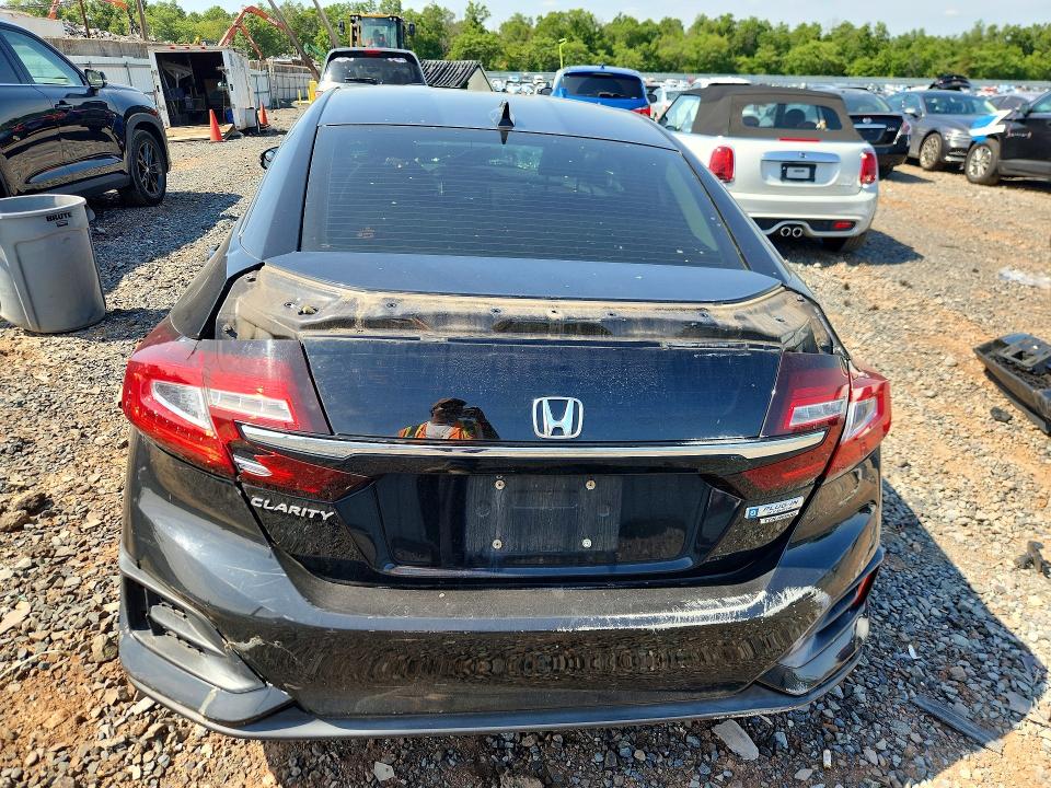 Photo 6 from auction – 2018 HONDA CLARITY with VIN JHMZC5F34JC006167