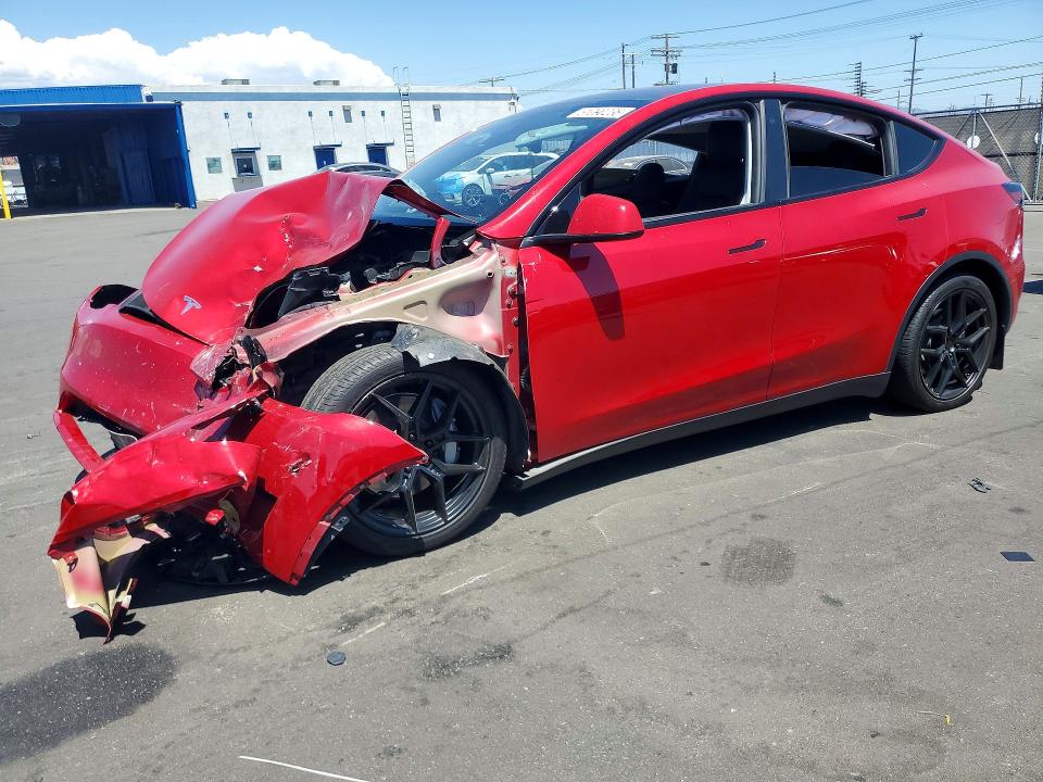 TESLA MODEL Y 2023 with VIN 7SAYGDEE4PF762109 - Photo from auction