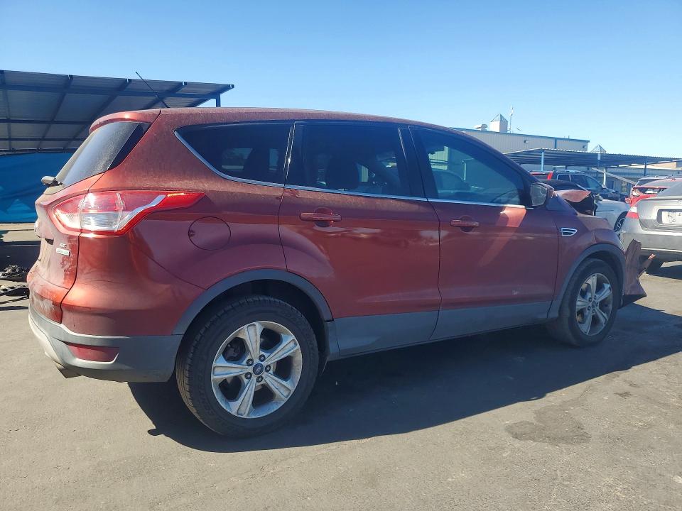 Photo 3 from auction – 2014 FORD ESCAPE with VIN 1FMCU0GX4EUA93976