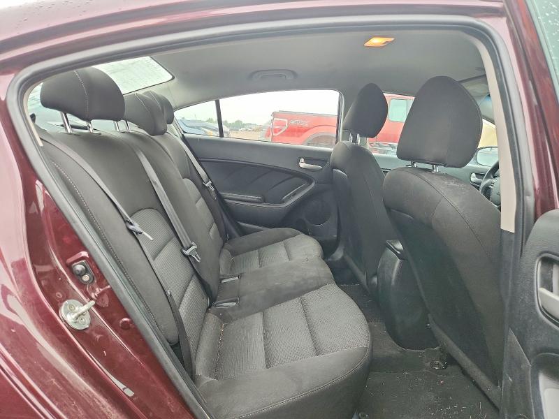 Photo 10 from auction – 2018 KIA FORTE with VIN 3KPFK4A78JE180862