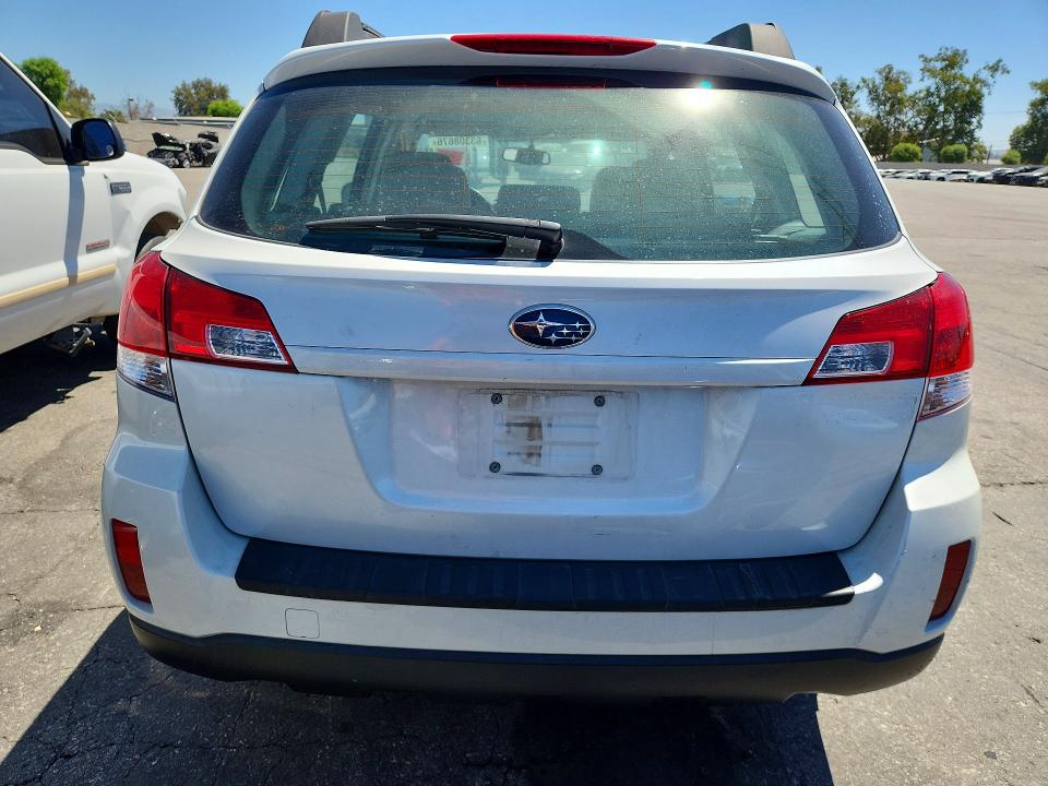 Photo 6 from auction – 2011 SUBARU OUTBACK with VIN 4S4BRBAC5B3404721