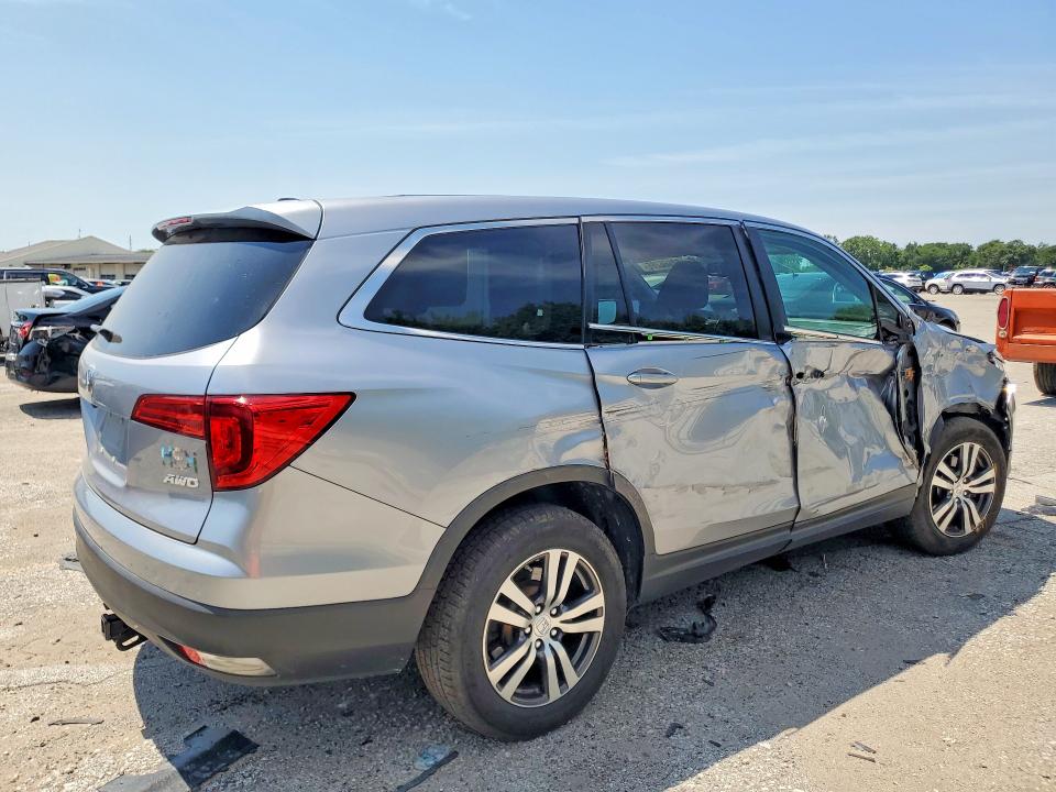 Photo 3 from auction – 2017 HONDA PILOT with VIN 5FNYF6H57HB049469