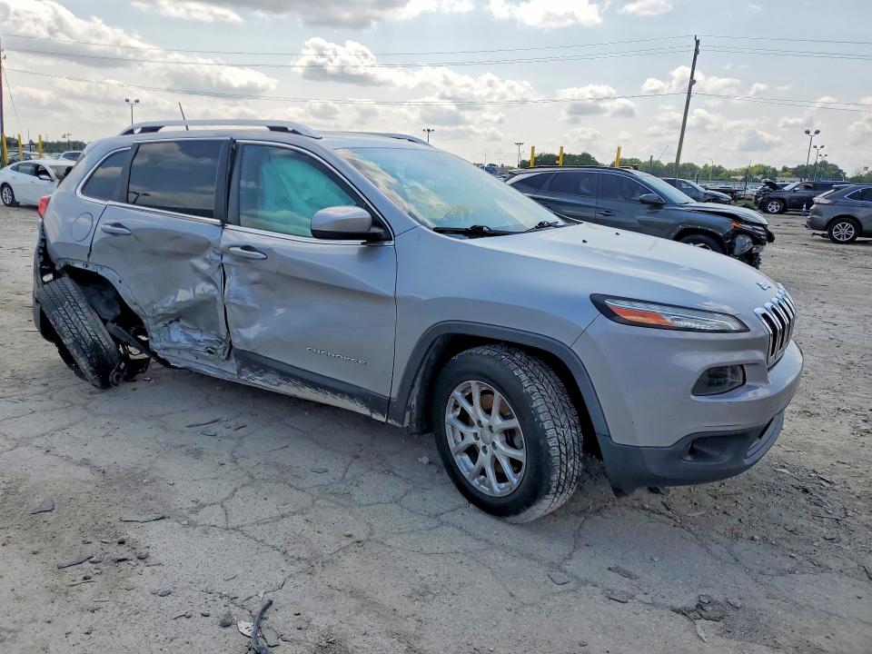 Photo 4 from auction – 2016 JEEP CHEROKEE with VIN 1C4PJMCS1GW105332