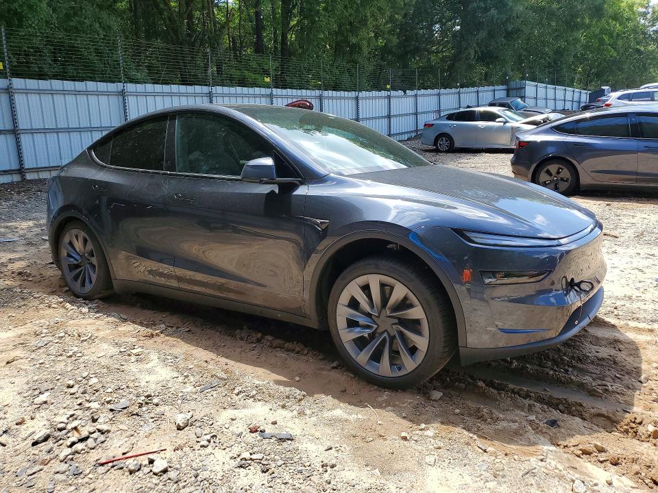 Фото 4 с аукциона – 2026 TESLA MODEL Y с VIN 7SAYGDED2TA684511