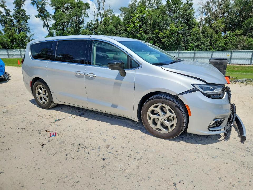 Zdjęcie 4 z aukcji – 2024 CHRYSLER PACIFICA z VIN 2C4RC1GG9RR128165