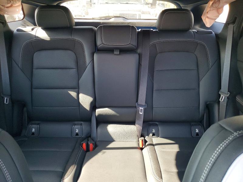Photo 10 from auction – 2024 CHEVROLET BLAZER with VIN 3GNKDBRJ3RS257834