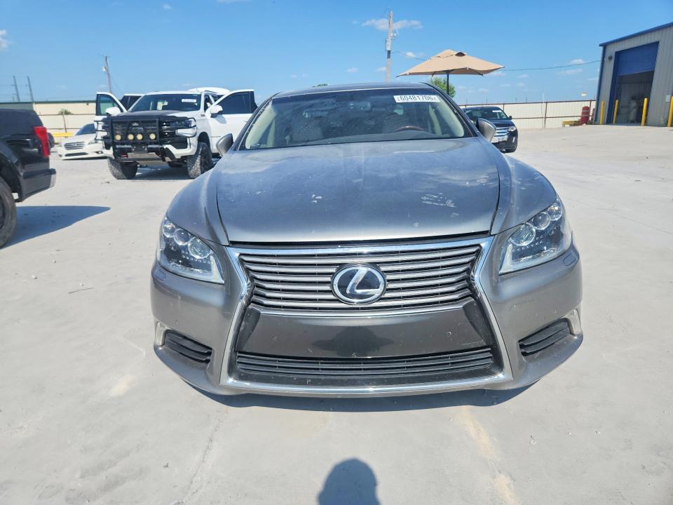 Photo 5 from auction – 2016 LEXUS LS with VIN JTHGL5EFXG5055891