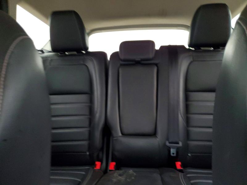 Photo 10 from auction – 2019 FORD ESCAPE with VIN 1FMCU9J92KUB73447