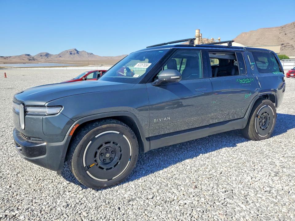 RIVIAN R1S 2025 with VIN 7PDSGBBA6SN052897 - Photo from auction
