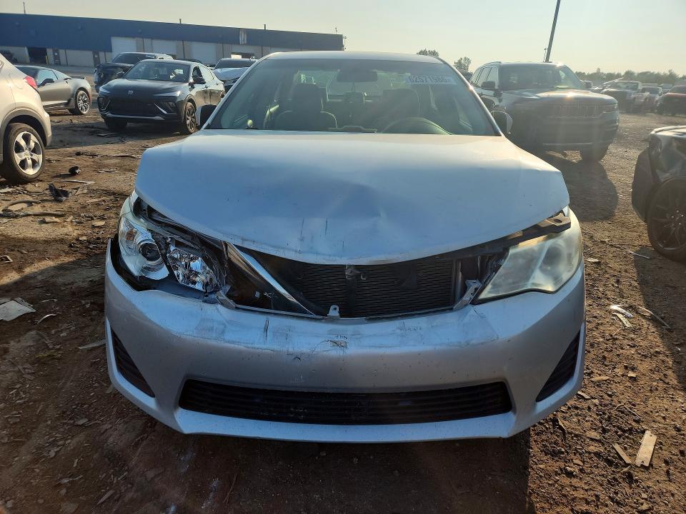 Photo 5 from auction – 2014 TOYOTA CAMRY with VIN 4T1BF1FK6EU453783