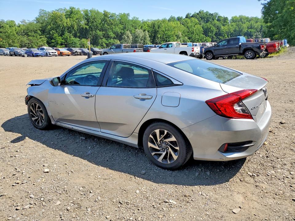 Photo 2 from auction – 2016 HONDA CIVIC with VIN 2HGFC2F70GH520479