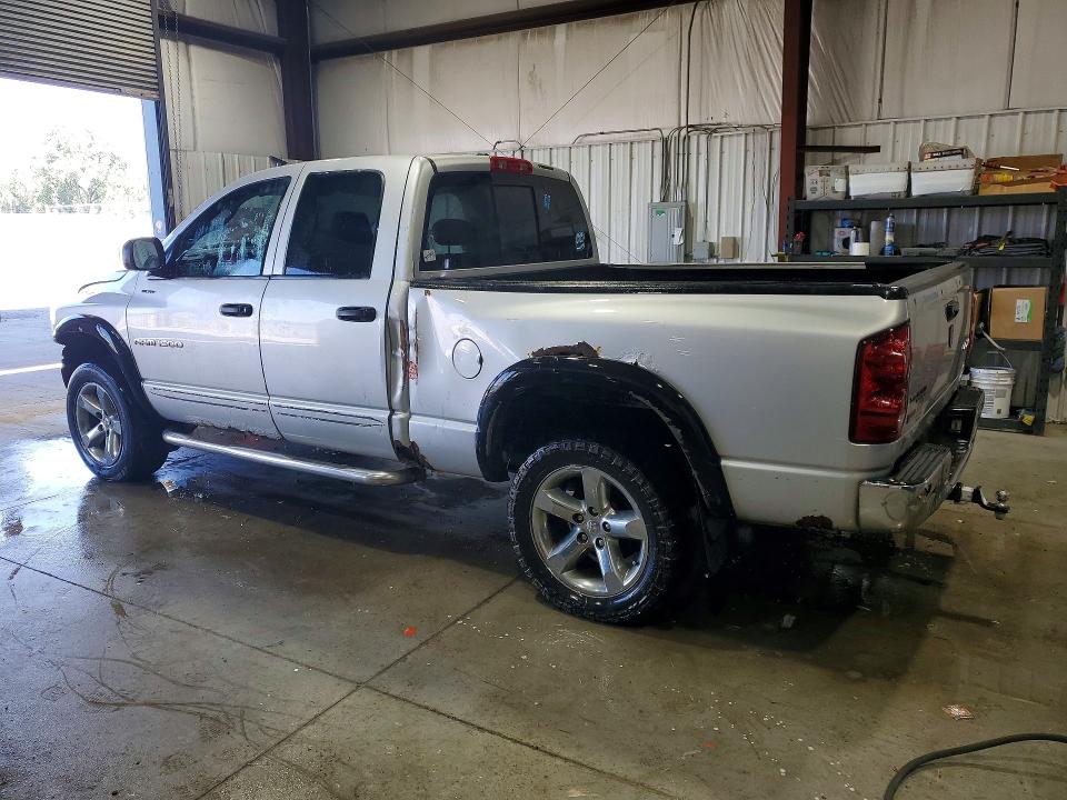 Photo 2 from auction – 2007 DODGE RAM 1500 with VIN 1D7HU18P07S187002