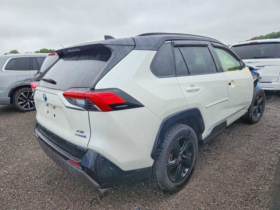 Zdjęcie 3 z aukcji – 2021 TOYOTA RAV4 z VIN JTME6RFV1MD511937