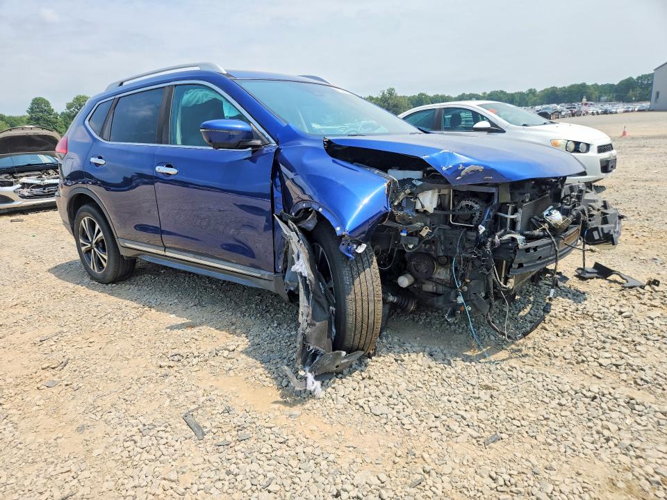 Photo 4 from auction – 2017 NISSAN ROGUE with VIN 5N1AT2MT2HC762179