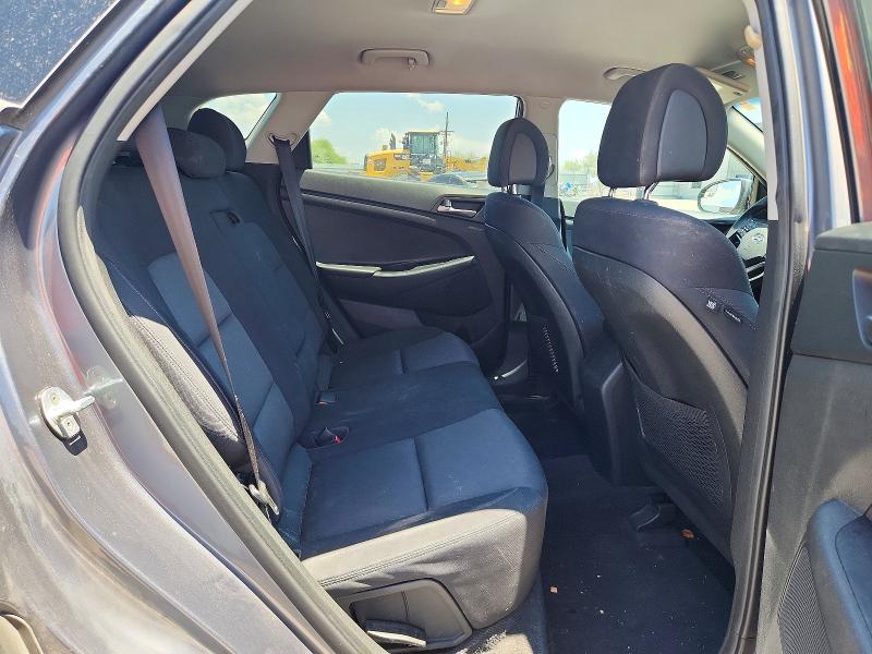 Photo 11 from auction – 2017 HYUNDAI TUCSON with VIN KM8J33A45HU496394