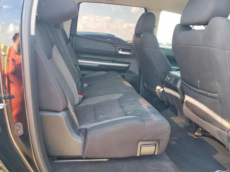 Photo 10 from auction – 2017 TOYOTA TUNDRA with VIN 5TFEM5F19HX122141