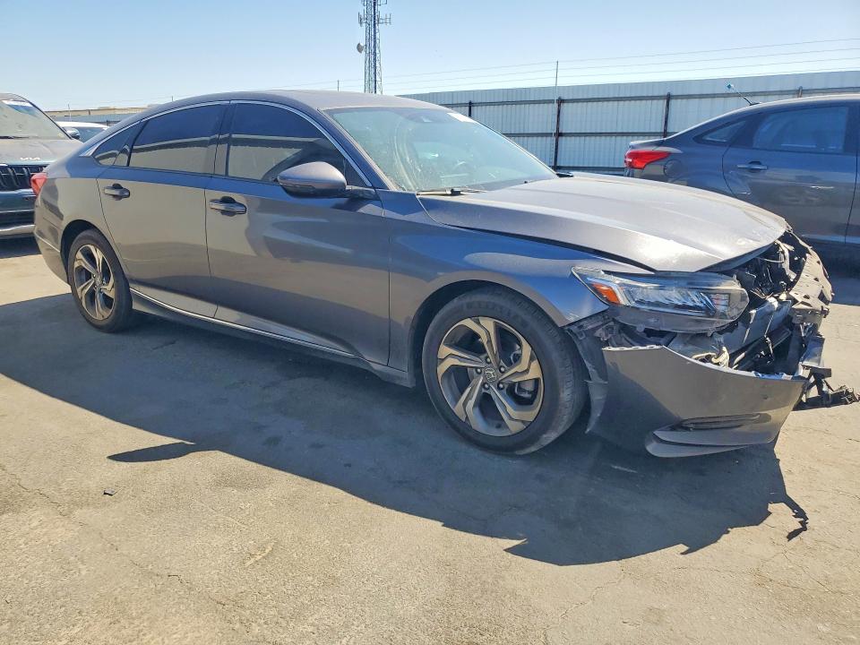 Photo 4 from auction – 2018 HONDA ACCORD with VIN 1HGCV1F59JA040369