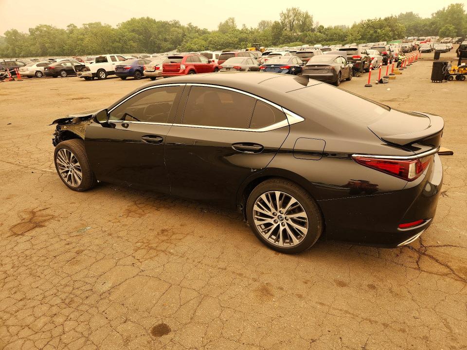 Photo 2 from auction – 2021 LEXUS ES 350 with VIN 58ADZ1B17MU103972