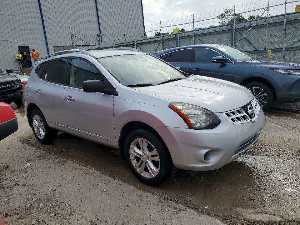 Photo 4 from auction – 2015 NISSAN ROGUE SELECT with VIN JN8AS5MT3FW670197