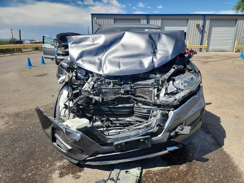 Photo 5 from auction – 2019 NISSAN ROGUE with VIN 5N1AT2MV8KC830431