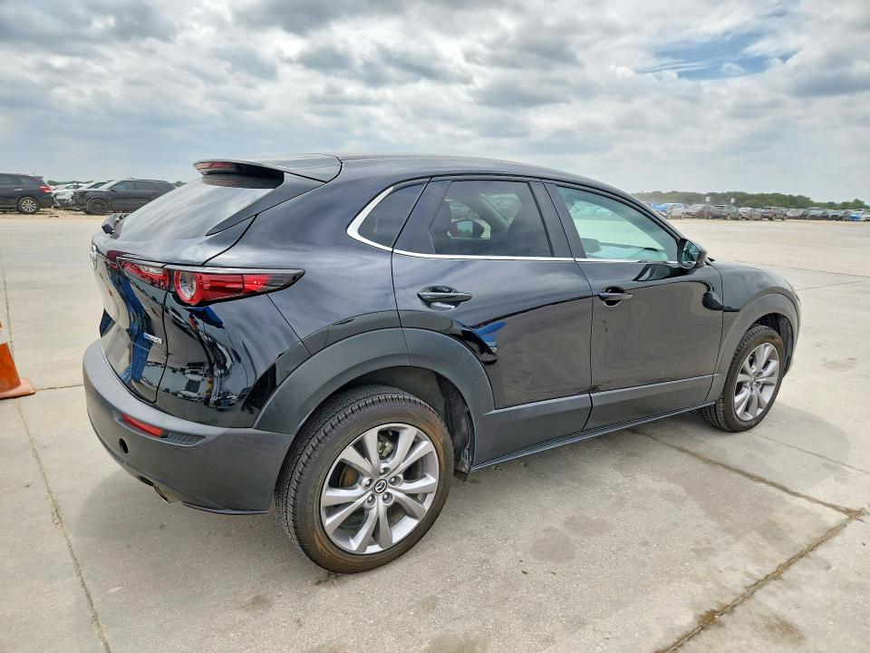Photo 3 from auction – 2021 MAZDA CX-30 with VIN 3MVDMABL5MM303280