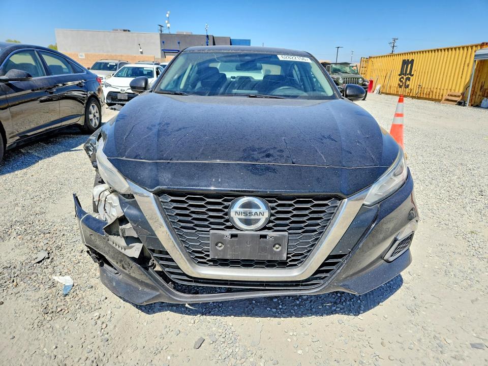 Photo 5 from auction – 2020 NISSAN ALTIMA with VIN 1N4BL4CV5LC102434