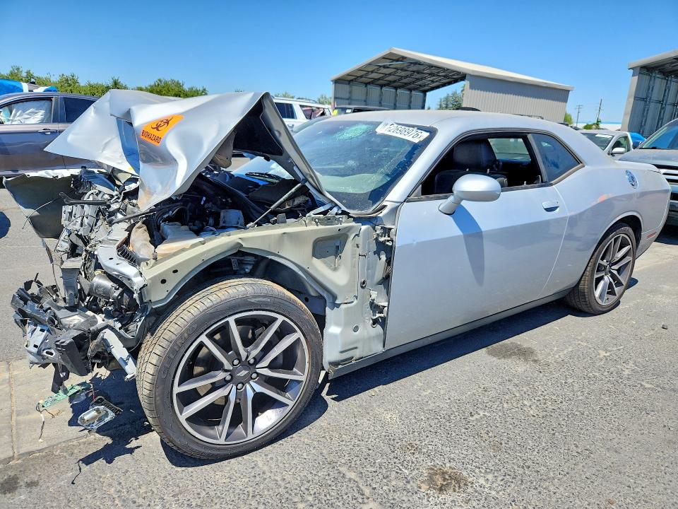 DODGE CHALLENGER 2022 with VIN 2C3CDZBT4NH230807 - Photo from auction