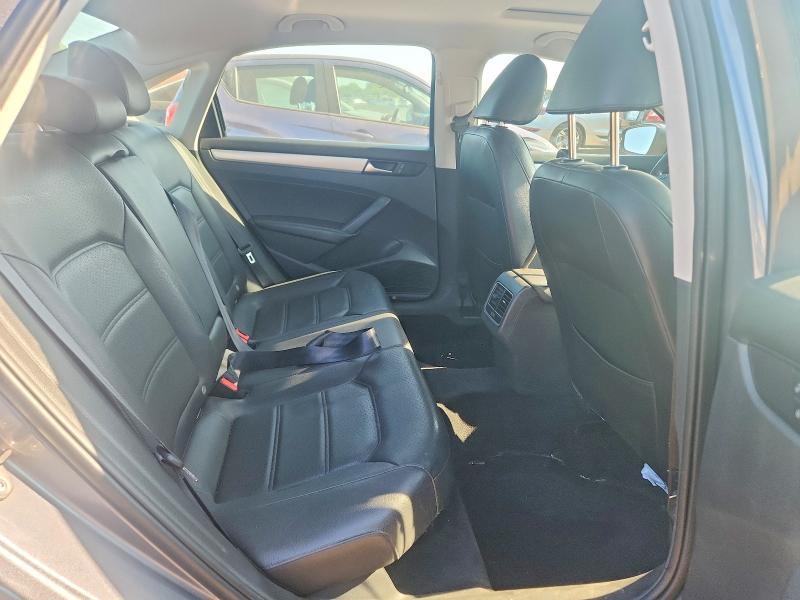 Photo 10 from auction – 2013 VOLKSWAGEN PASSAT with VIN 1VWBP7A30DC114412
