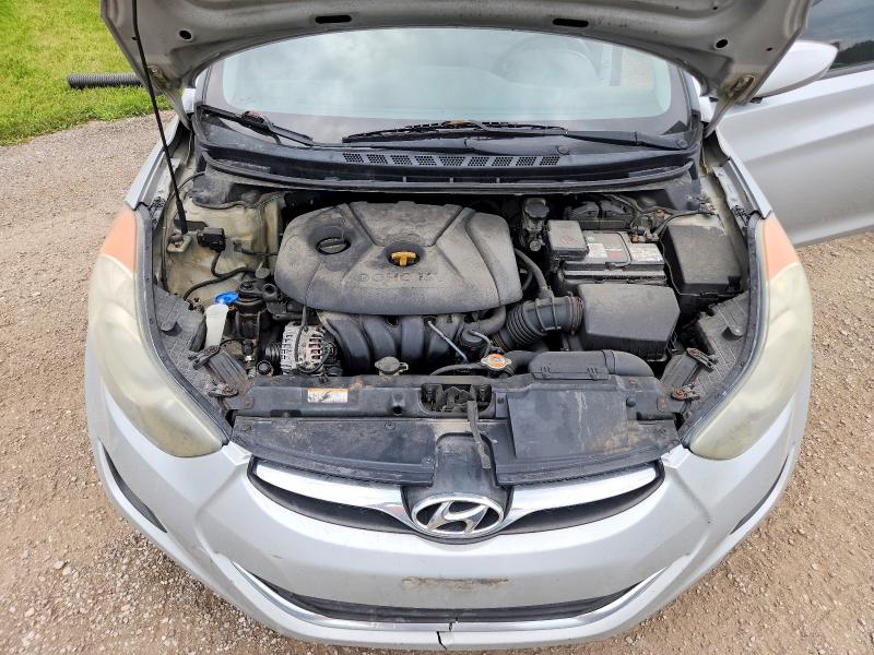 Photo 11 from auction – 2011 HYUNDAI ELANTRA with VIN 5NPDH4AE8BH040599