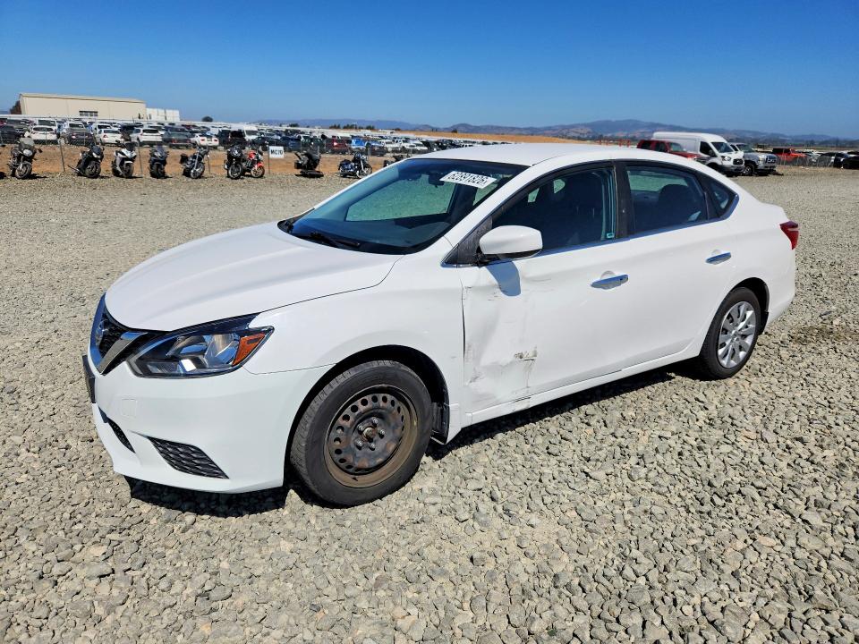 Photo 1 from auction – 2017 NISSAN SENTRA with VIN 3N1AB7AP2HY361270