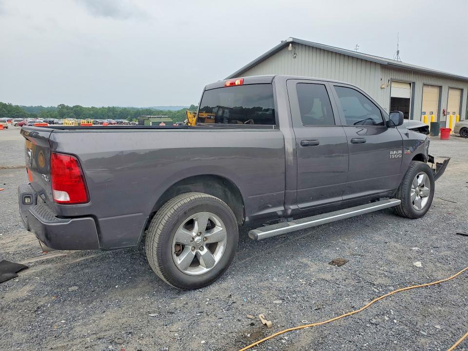 Photo 3 from auction – 2018 RAM 1500 with VIN 1C6RR7FT3JS310275