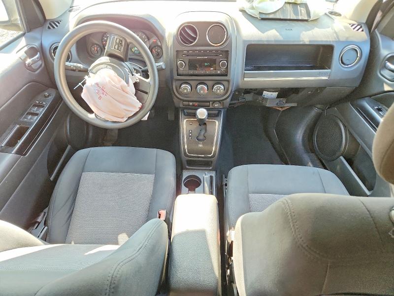Foto 8 de la subasta – 2012 JEEP COMPASS con VIN 1C4NJCBB8CD520690