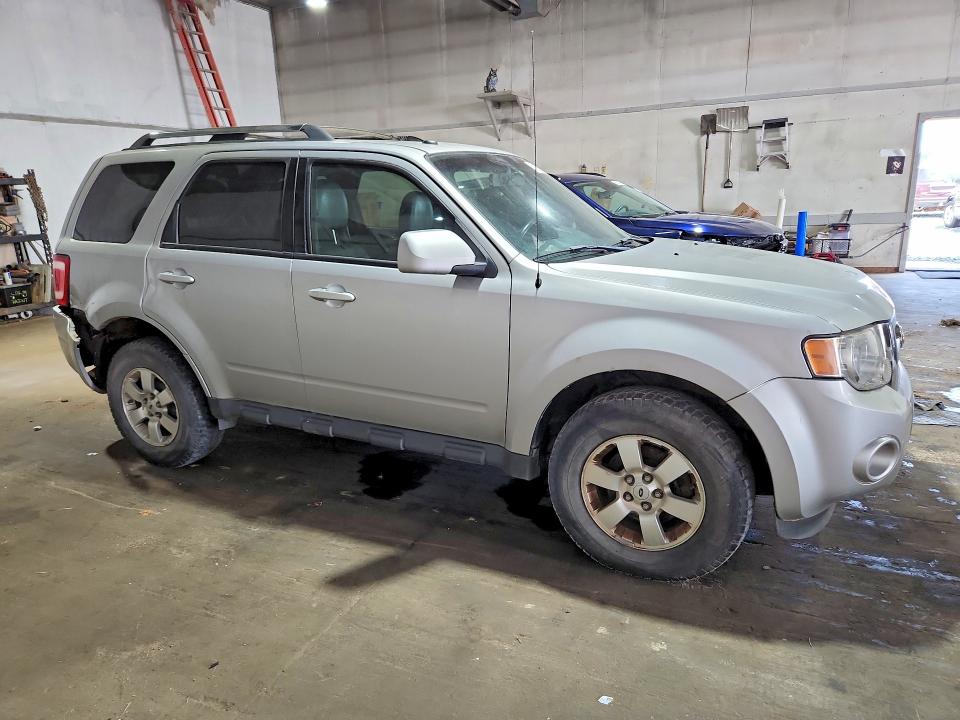 Zdjęcie 4 z aukcji – 2011 FORD ESCAPE z VIN 1FMCU9EG0BKA20988