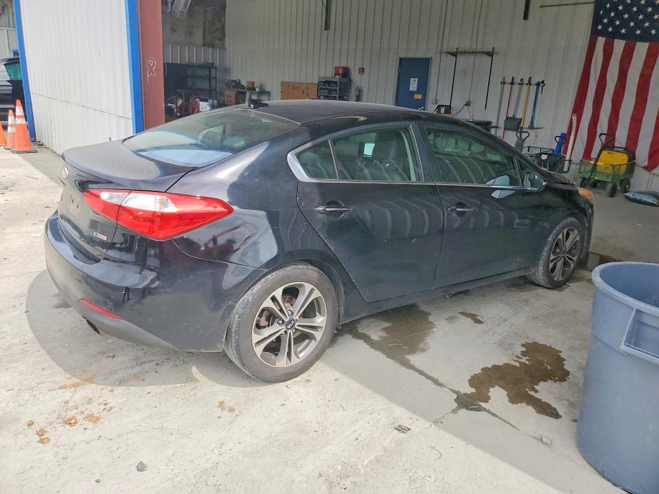 Photo 3 from auction – 2014 KIA FORTE with VIN KNAFZ4A82E5164417