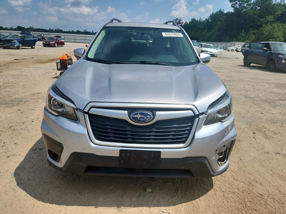 Photo 5 from auction – 2020 SUBARU FORESTER with VIN JF2SKAGC3LH561907