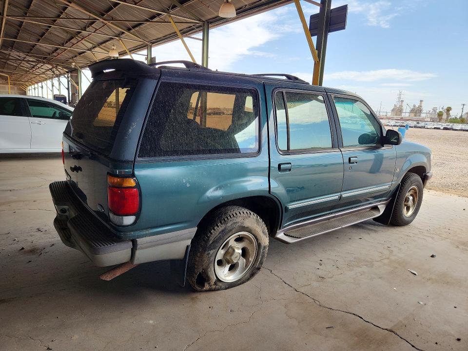 Photo 3 from auction – 1996 FORD EXPLORER with VIN 1FMDU35P2TUD62756