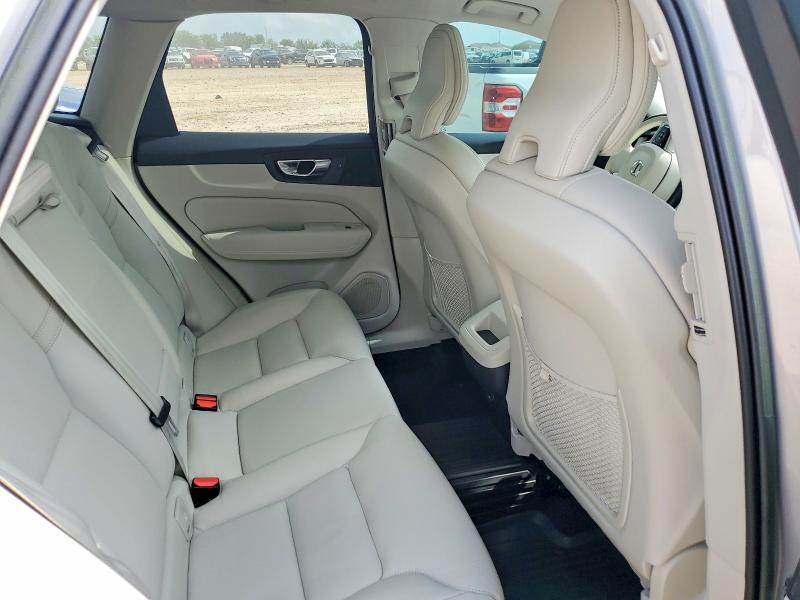 Photo 10 from auction – 2023 VOLVO XC60 with VIN YV4L12DN6P1218117