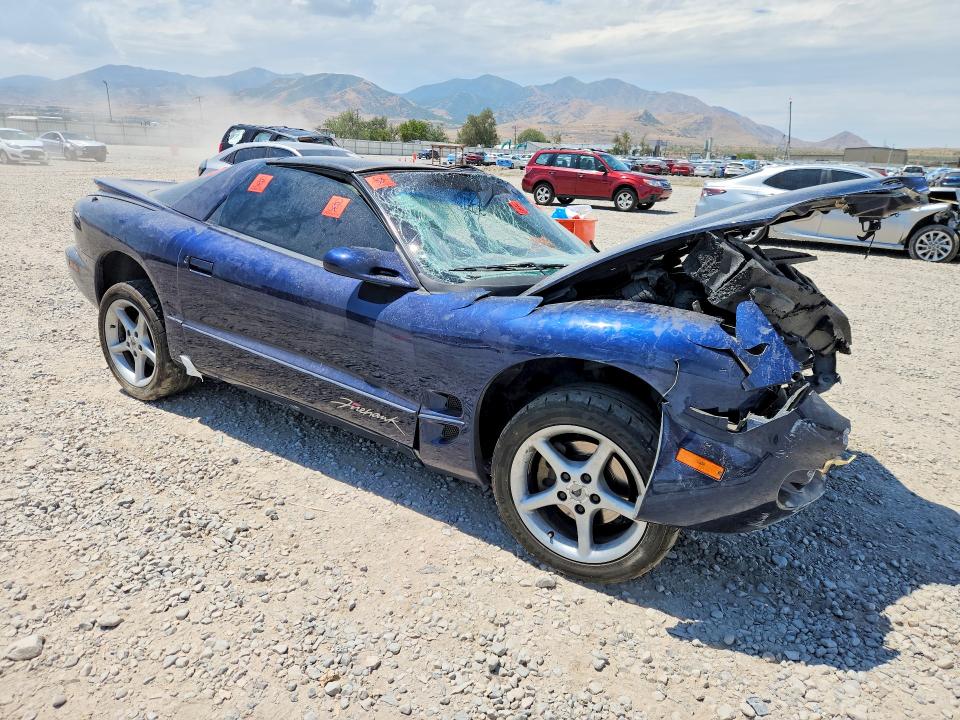 Photo 4 from auction – 2002 PONTIAC FIREBIRD with VIN 2G2FV22G622148791