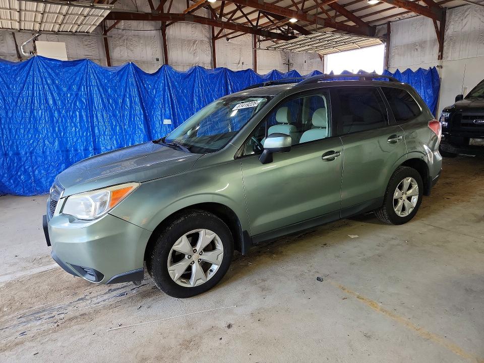 SUBARU FORESTER 2015 with VIN JF2SJAFC8FH544898 - Photo from auction
