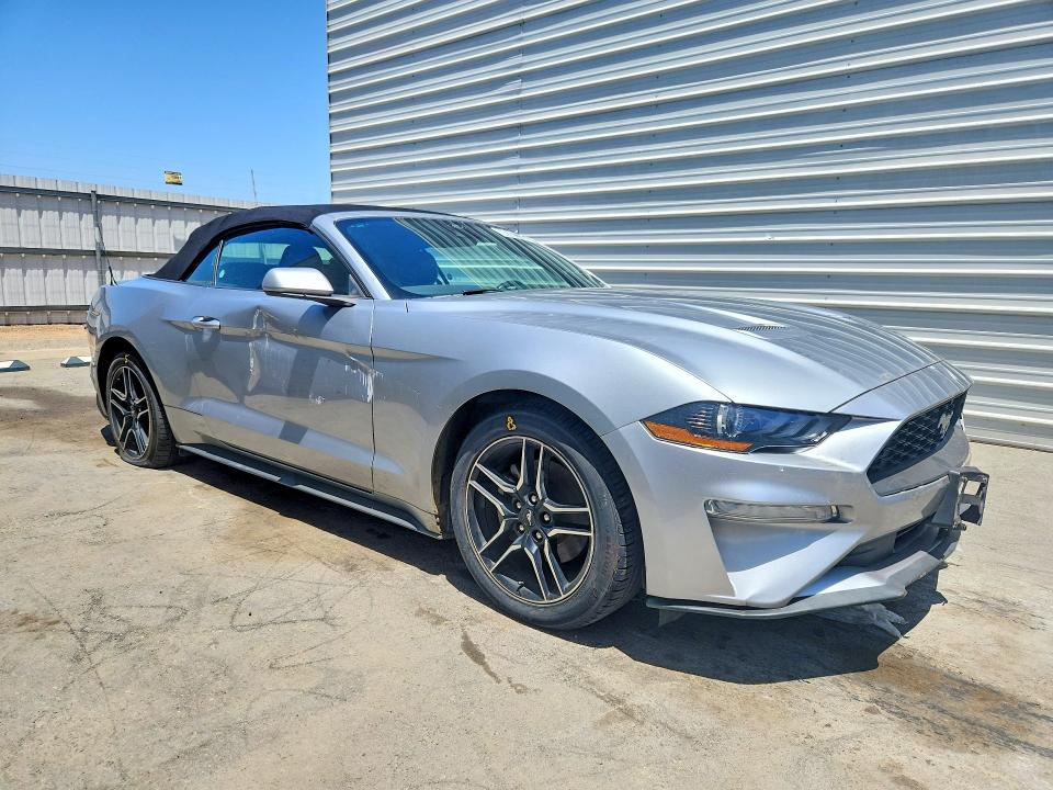 Photo 4 from auction – 2023 FORD MUSTANG with VIN 1FATP8UH2P5111577