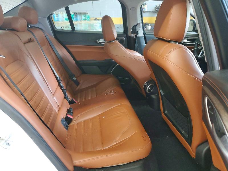 Photo 10 from auction – 2017 ALFA ROMEO GIULIA with VIN ZARFAECN0H7542316