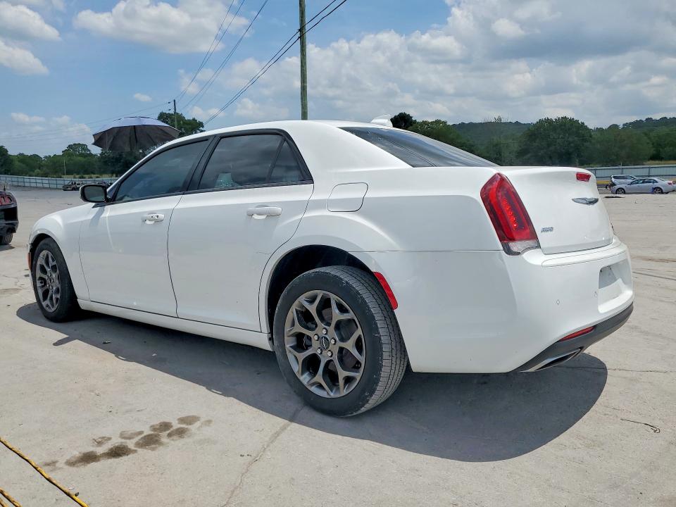 Снимка 2 от търг – 2015 CHRYSLER 300 с VIN 2C3CCAGG0FH905358