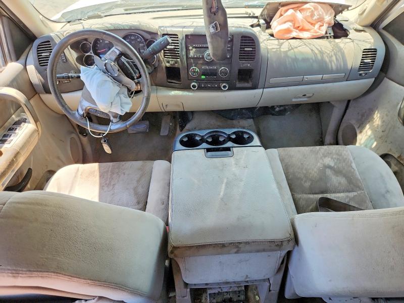 Photo 8 from auction – 2009 GMC SIERRA with VIN 3GTEC23J69G226954
